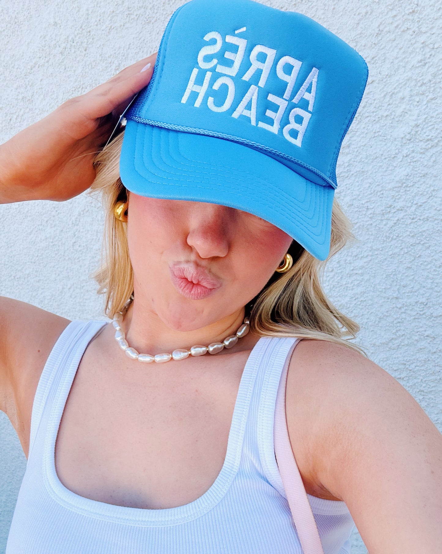Après Beach Trucker Hat